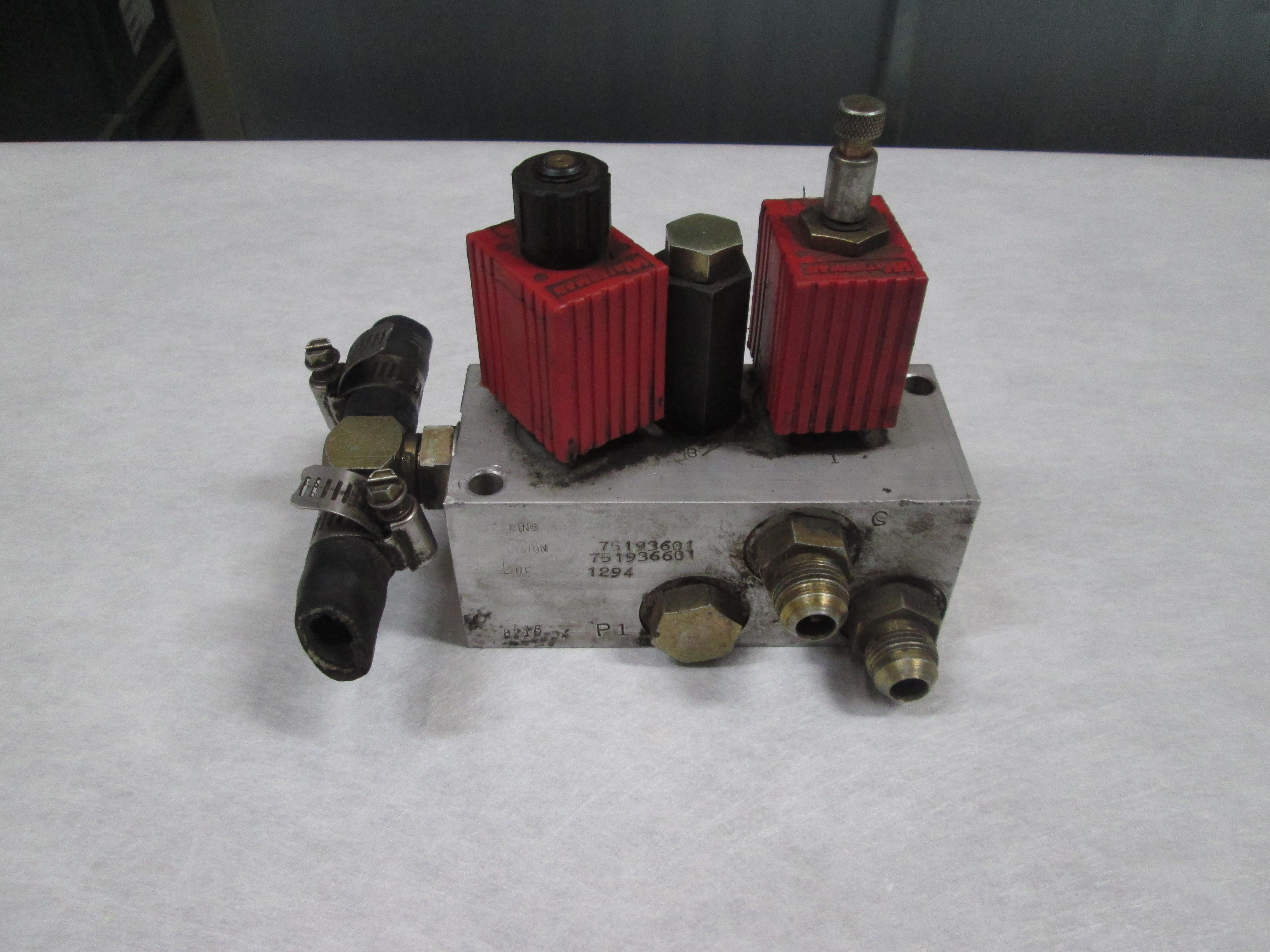 Waterman, Selling Precision 75193601, 751936601 Hydraulic Block Valve