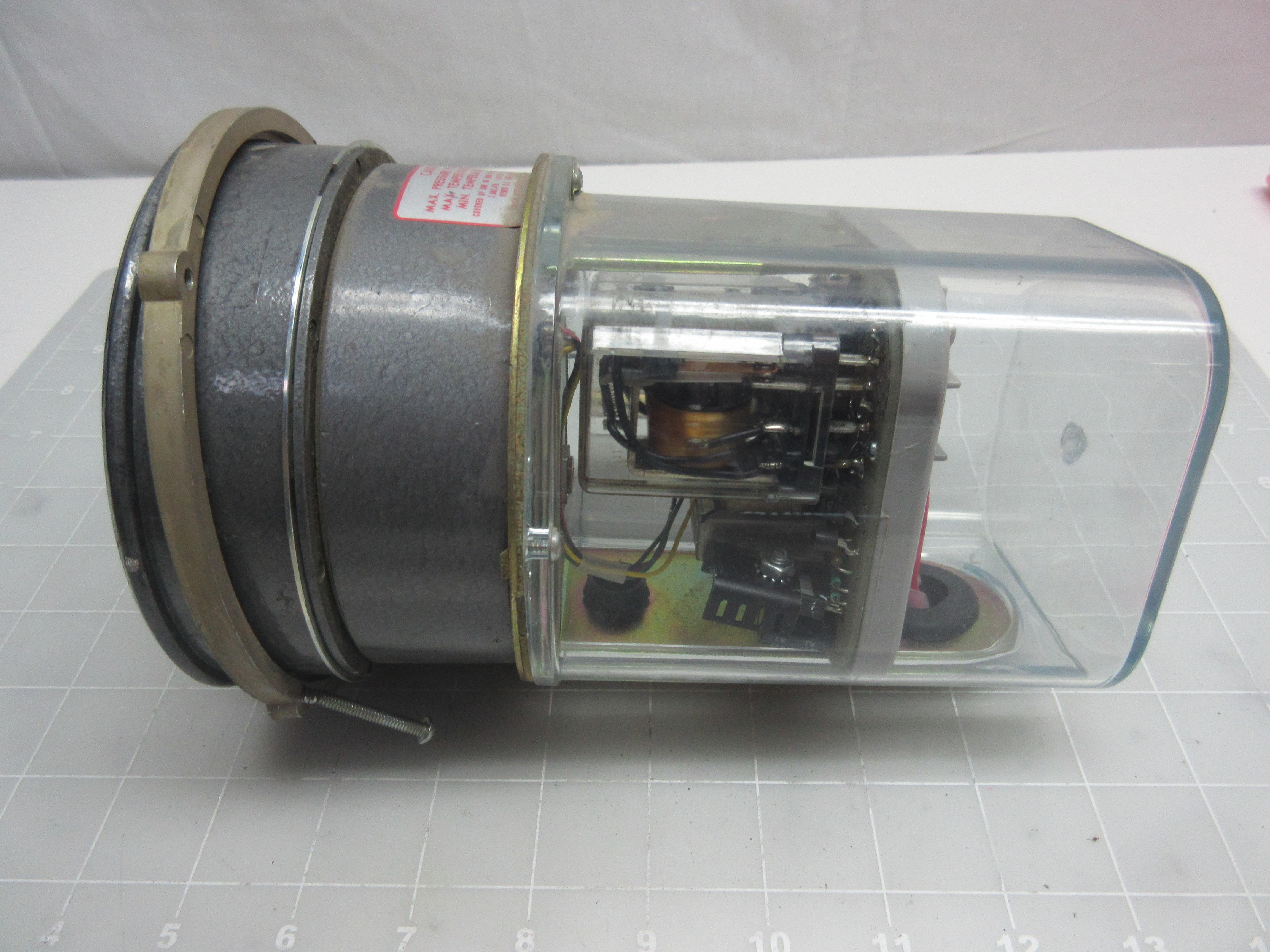 Photohelic R472 Pressure Gage with Power Supply T56223 | eBay